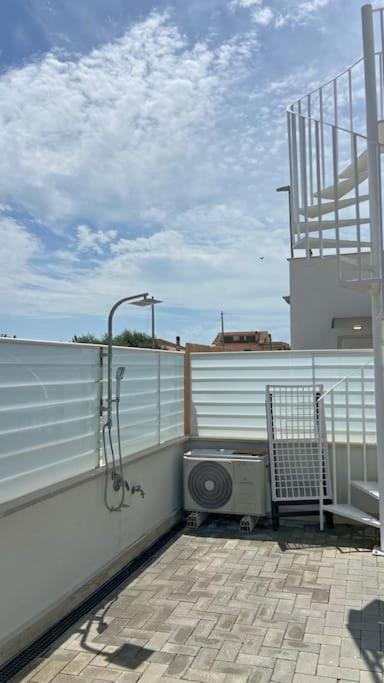Atabey Appartamento Sul Mare Focene Ngoại thất bức ảnh